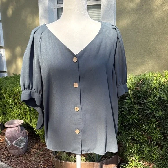 LC Lauren Conrad Elegant Gray Button-Up Blouse - Picture 2 of 7